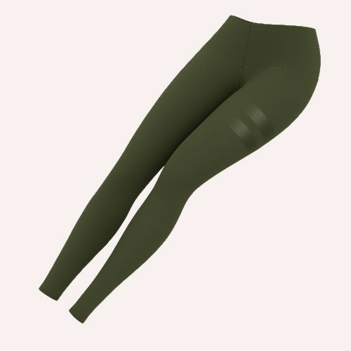 Leggings FitCurve Senselle en color verde dobladas