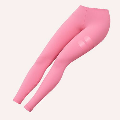 Leggings FitCurve Senselle en color rosa dobladas